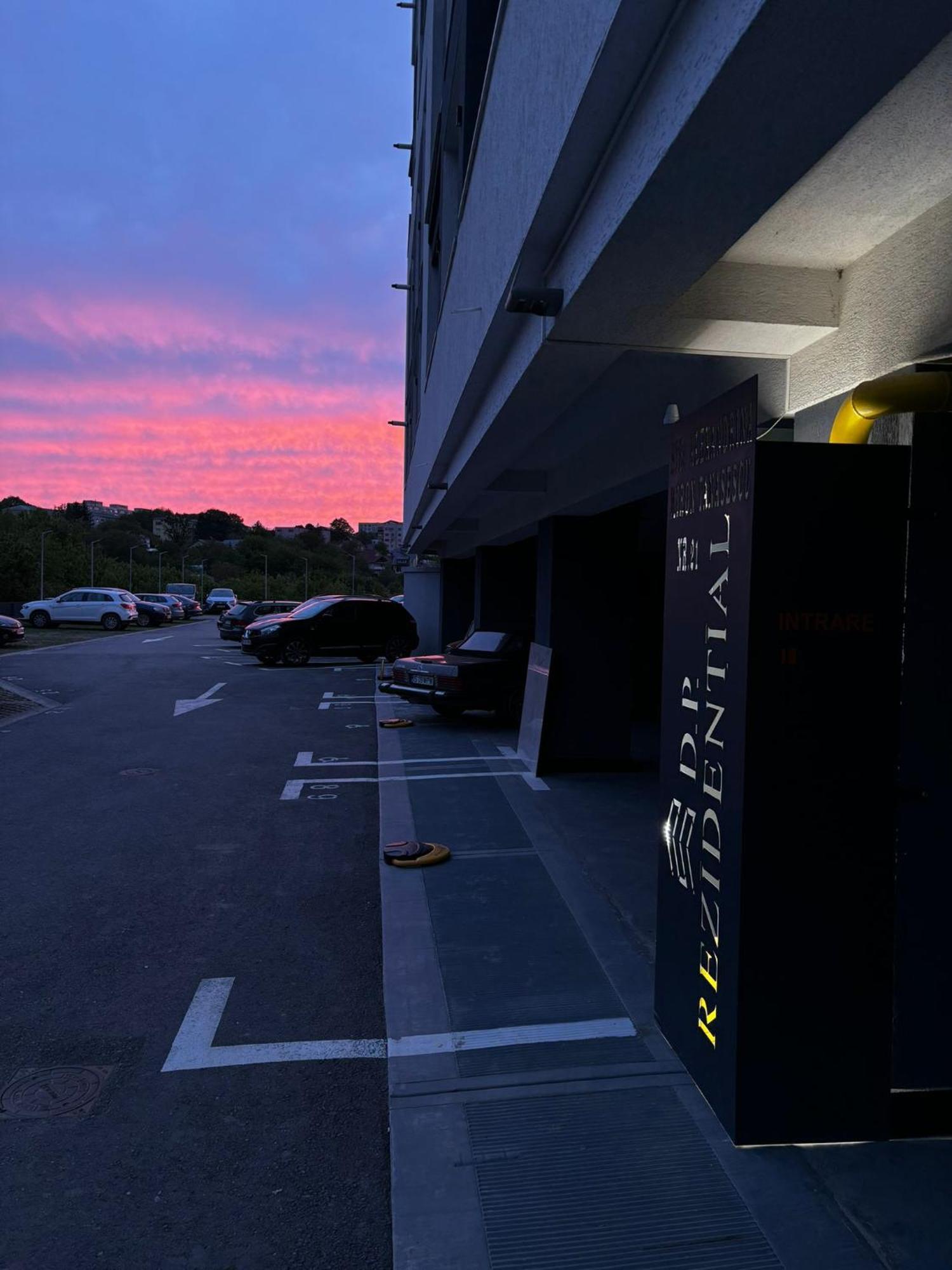 Apartmán Sky View - Free Parking Iasi Exteriér fotografie