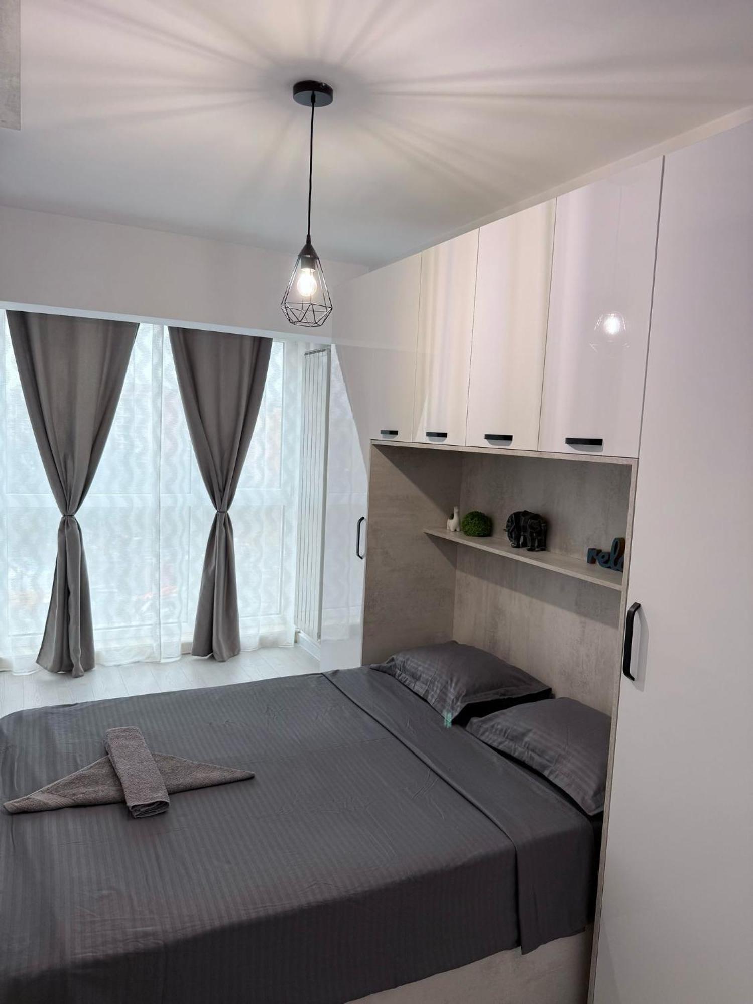 Apartmán Sky View - Free Parking Iasi Exteriér fotografie