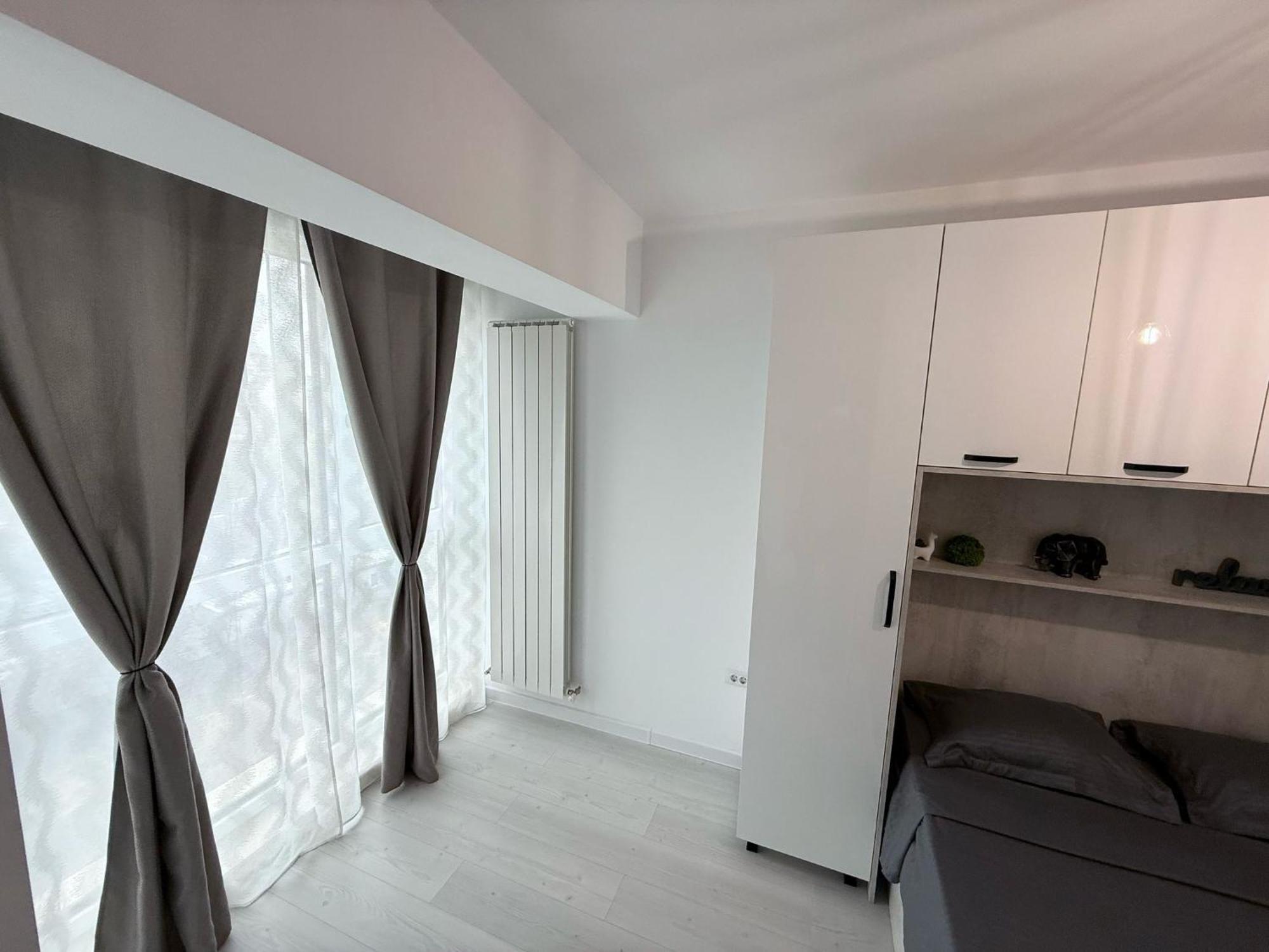 Apartmán Sky View - Free Parking Iasi Exteriér fotografie